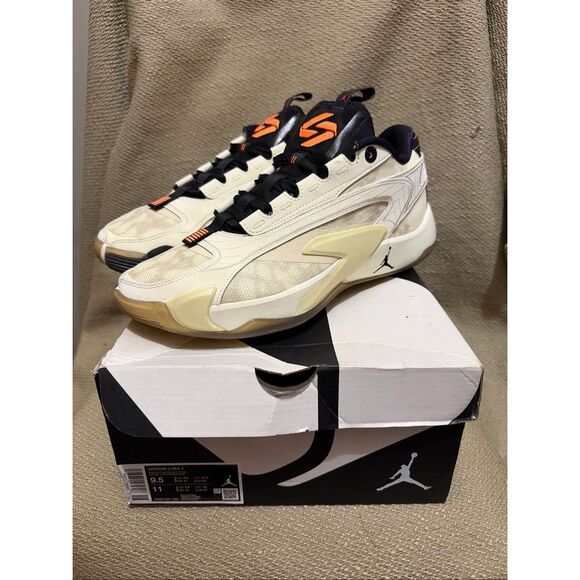 Nike Jordan Luka 2 Sneakers Mens 9.5 Luk.AI Sail Total Orange Shoes DX8733-100